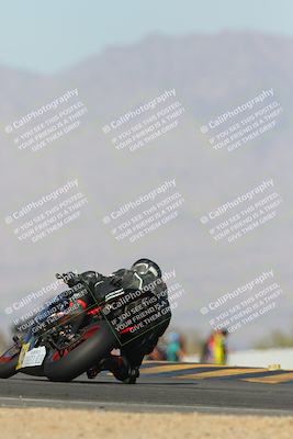 media/Mar-22-2025-CVMA (Sat) [[462c0ffedb]]/Race 13-Amateur Supersport Middleweight/